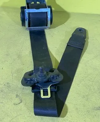 Mini One - Cooper Coupe R56 Seat belt trim 118KM