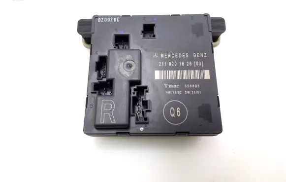 Mercedes-Benz E W211 Door control unit/module A2118201626
