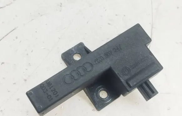 Audi Q5 SQ5 Keyless (KESSY) go control unit/module 8K0907247 3354222