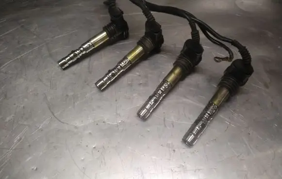 Skoda Superb B5 (3U) High voltage ignition coil 06B905115J