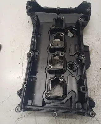 Mercedes-Benz C W204 Rocker cam cover A2710101730