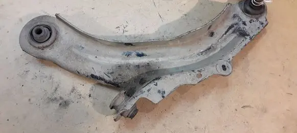 Renault Scenic II - Grand scenic II Front lower control arm/wishbone