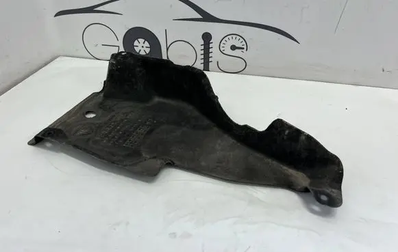 Porsche Cayenne (9Y0 9Y3) Engine splash shield/under tray 9Y0825208