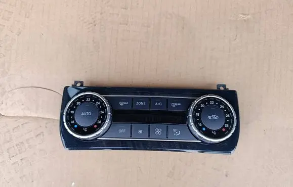 Mercedes-Benz CLS C218 X218 Climate control unit A2049000715 SW281400