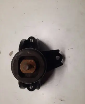 Hyundai i30 Engine mount bracket 21810A5000 1201141353