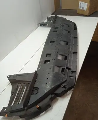 Front bumper skid plate/under tray