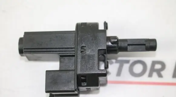 Clutch pedal sensor