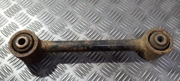 Rear upper control arm/wishbone