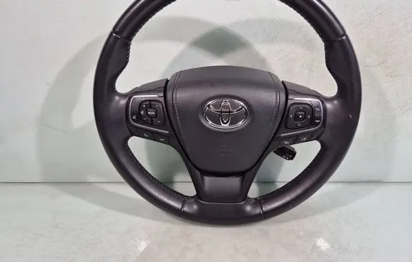 Toyota Avensis T270 Steering wheel