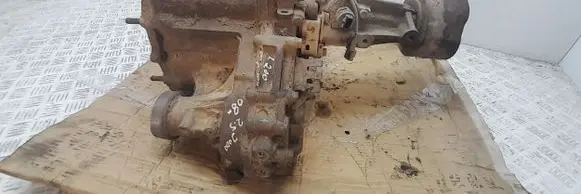 Mitsubishi L200 Gearbox transfer box case 