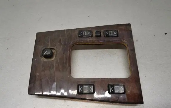 Mercedes-Benz C W202 Electric window control switch 2026830000