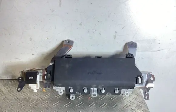Lexus GS 250 350 300H 450H Knee airbag 