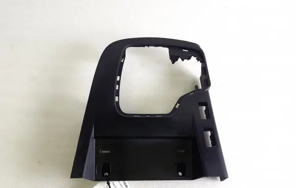Jaguar E-Pace Gear shifter surround trim plastic J9C3045A66AD L0274792AC