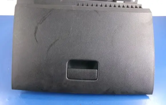 Nissan Tiida C11 Glove box