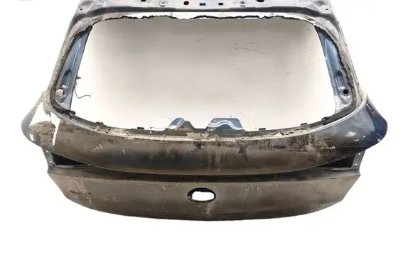 Mercedes-Benz EQA Tailgate/trunk/boot lid DAMAGEDBYFIRE