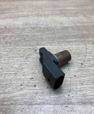 BMW 5 E60 E61 Camshaft position sensor 7794646 779464603