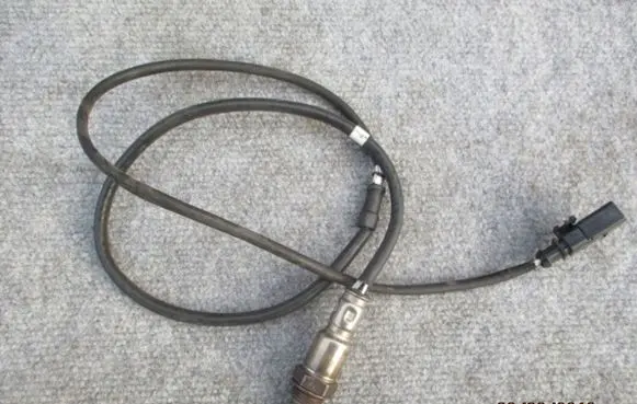 Volkswagen Golf VII Lambda probe sensor AUDI04E906262CH