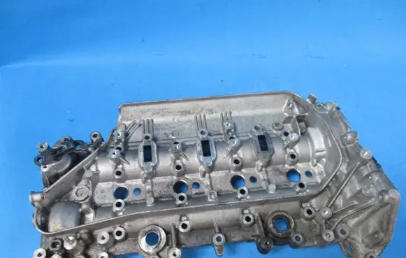 Opel Vivaro Engine head 130C05277R