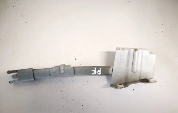 Front door glass trim molding