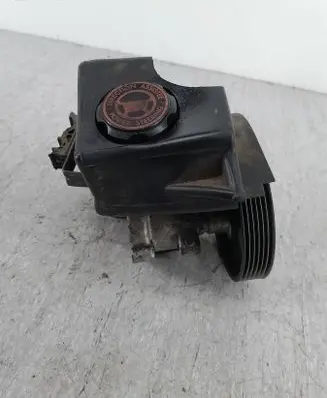 Peugeot 206 Power steering pump 