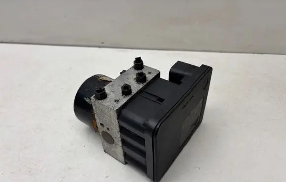 Volkswagen Golf IV ABS Pump 1C0907379K 1J0614417D