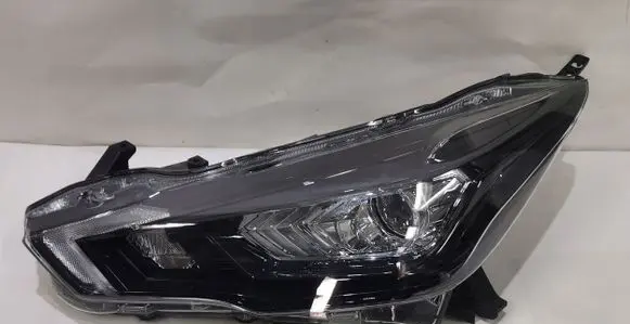 Nissan Micra K14 Headlight/headlamp