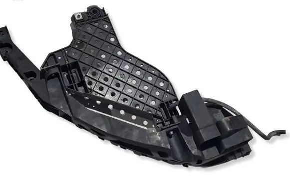 Audi Q3 8U Headlight/headlamp mounting bracket 8U0805607A