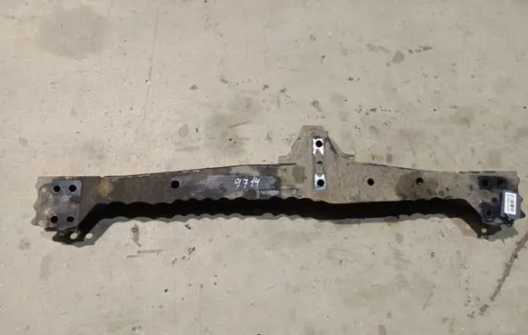 Toyota Auris 150 Front subframe
