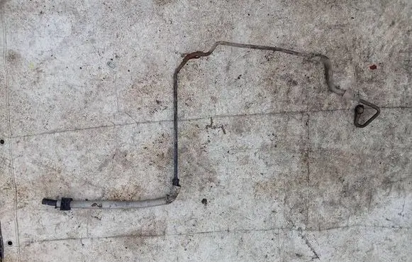 Power steering hose/pipe/line