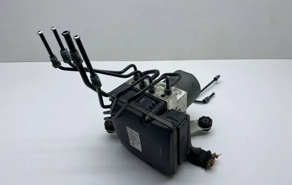 BMW 5 F10 F11 ABS Pump 6852822 6852820 6785442