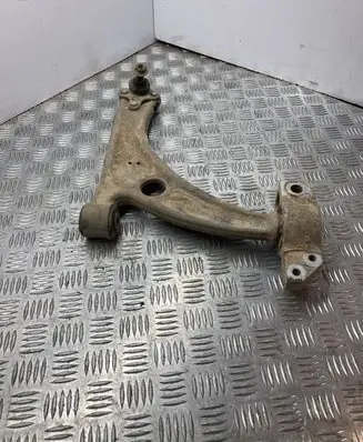 Volkswagen PASSAT B6 Front lower control arm/wishbone