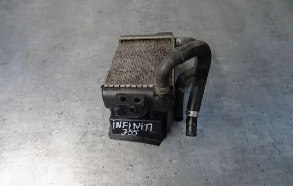 Infiniti FX Engine oil radiator 
