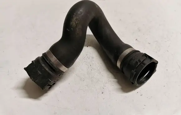 Audi A6 C7 Engine coolant pipe/hose 4G0122101