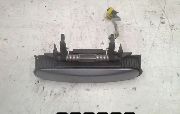 Audi A3 S3 8P Front door exterior handle