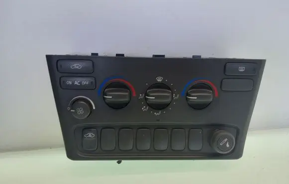Volvo S80 Climate control unit 9494261
