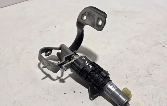 Audi A6 S6 C7 4G Soft lock spindle drive 4G9827852E 0390204123