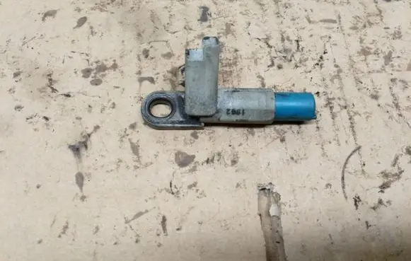 Ford Fiesta Camshaft position sensor 9637499180