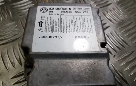 Volkswagen Golf Plus Airbag control unit/module 1K0909605N