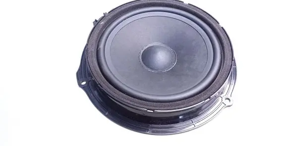 Land Rover Defender Front door speaker JJ3218808BA