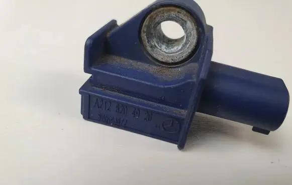 Mercedes-Benz E W212 Airbag deployment crash/impact sensor A2128204926