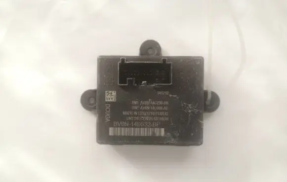 Ford Focus Door control unit/module AV6N14C236BB AV6N14C236 AV6N14C068AE
