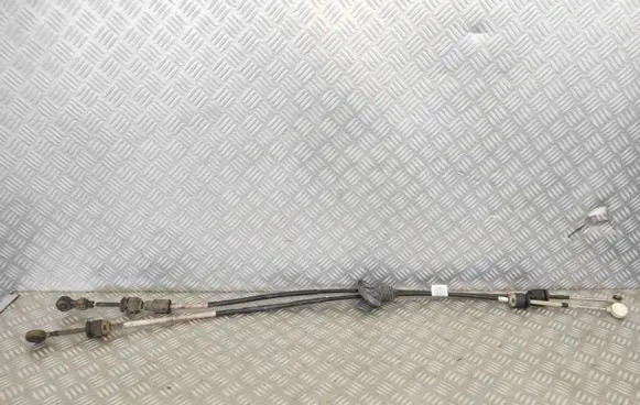 Ford Focus Gear shifter/selector F1FR7E395GB