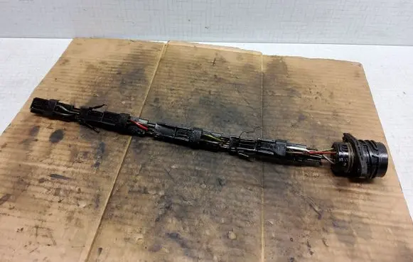 Volkswagen Transporter - Caravelle T5 Fuel injector wires 