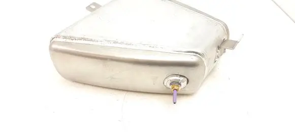Audi Q7 4M Air suspension tank/reservoir 4M0616204E