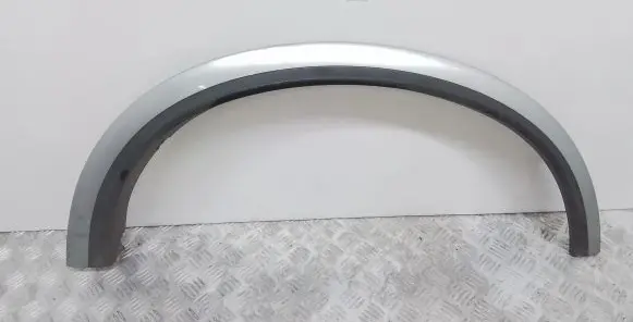 Volvo XC90 Front arch trim 30695488
