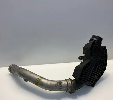 Mercedes-Benz E W212 Intake resonator A6421402787 4011548A 6421402787