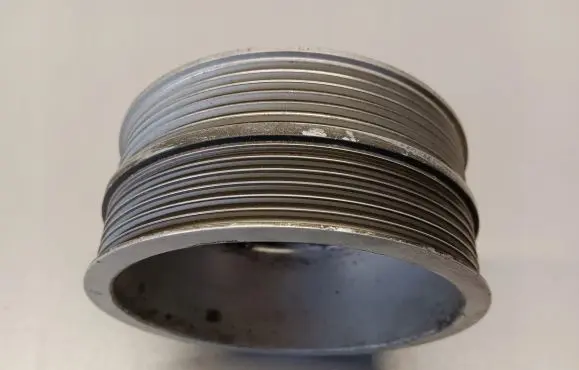 BMW M5 Crankshaft pulley 7838019