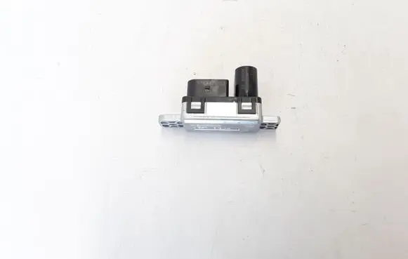 Volvo S90, V90 Glow plug pre-heat relay 31459300