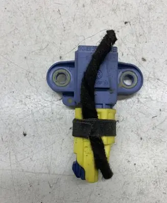 Volkswagen Golf V Airbag deployment crash/impact sensor 1K0955557A
