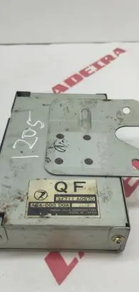 Subaru Forester SF Gearbox control unit/module 31711AD670 A64000D0A